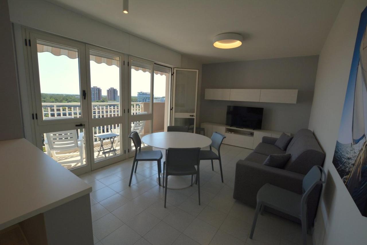 Apartament Lignano Pineta With Sea View Lignano Sabbiadoro Zewnętrze zdjęcie